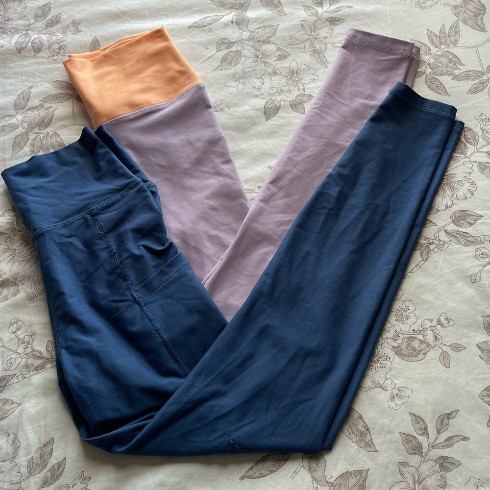WeWoreWhat Bundle 2 Leggings Orchid Purple Navy Pockets Small‎ Yoga Gym Pilates